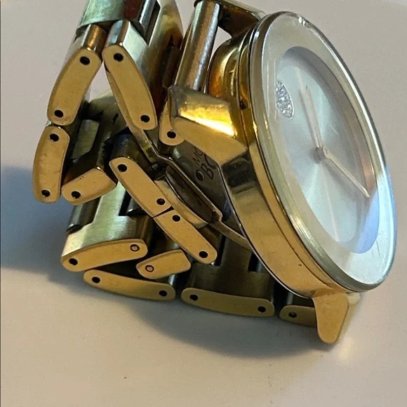 Movado Bold Collection Crystal Gold-Ion Plated Stainless Watch Crystal Detail - Picture 13 of 14